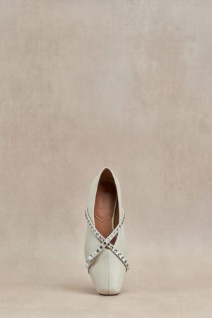 Cara Ballet Flat Off White