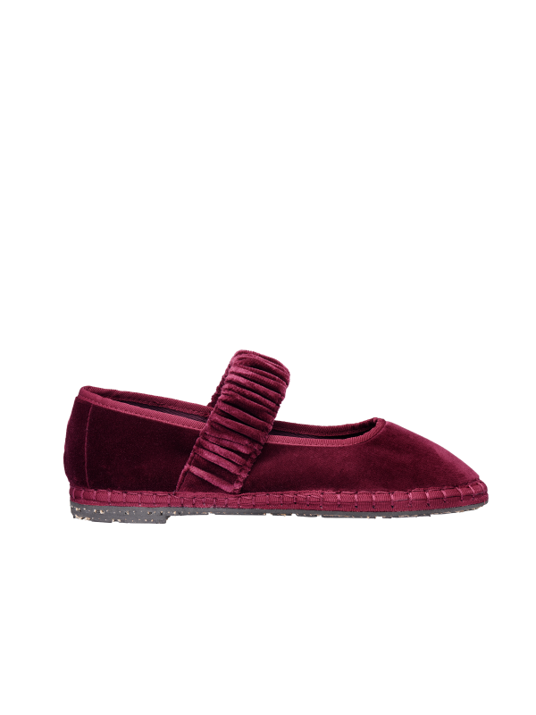 Mafalda Burgundy