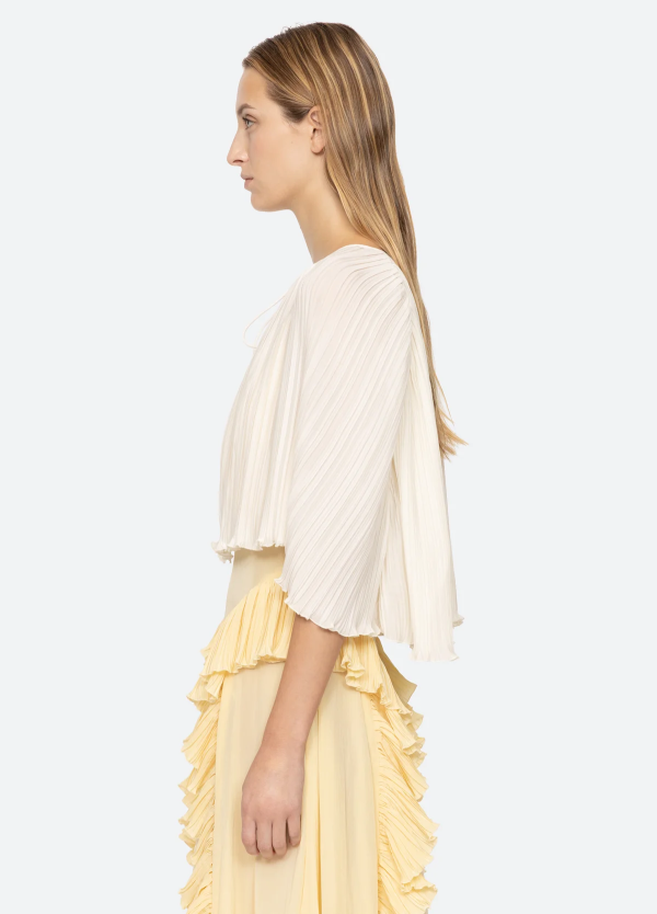 Delilah Cape - Image 4