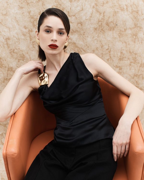 Cowl Neck Sleevless Top - Black