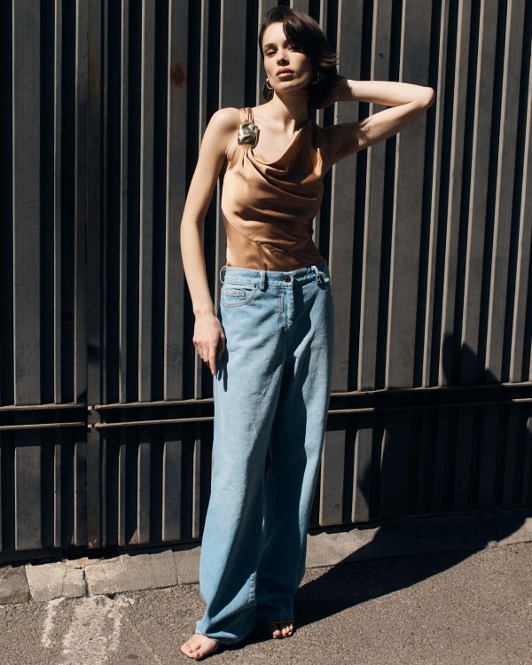 Mid-rise Stright Leg Washed Denim