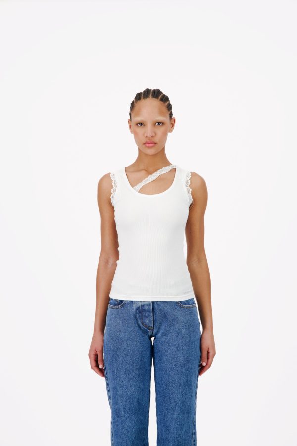 RIBBED TANK TOP WITH LACE TRIM NECKLINE