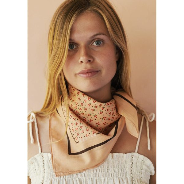 PETITE BERRY BANDANA
