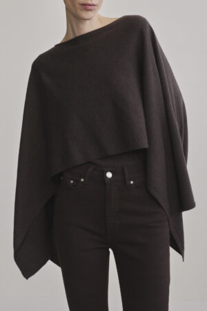 Cape Sweater Brown