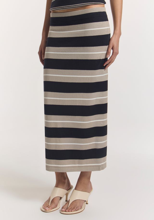 Global Skirt - Navy & Ecru Stripe - Image 5