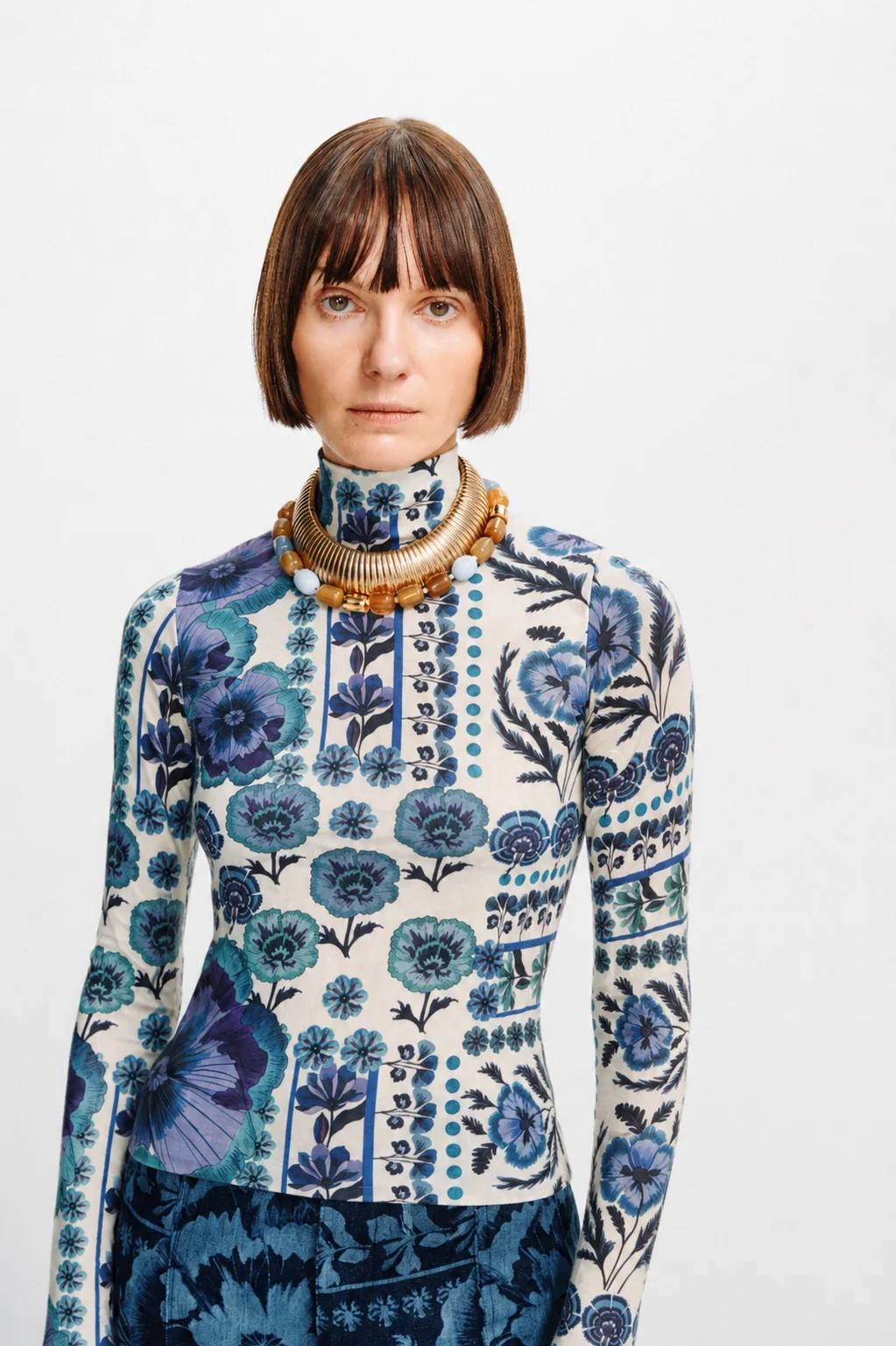 Viento Turtleneck - Antique Floral Blue - Image 2