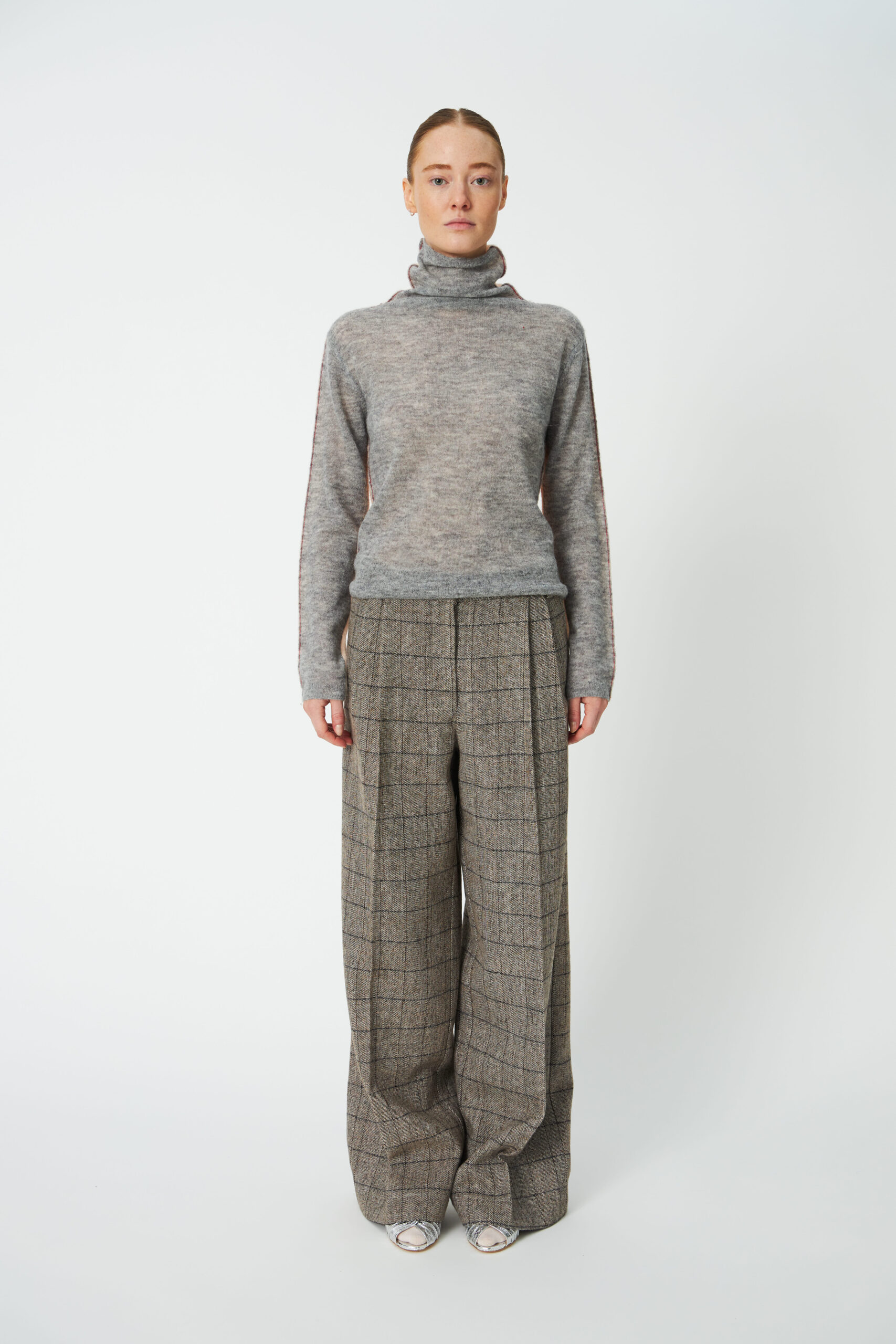 Oversized Low-Waist Suiting Pants Warm Grey Mèlange - Image 3