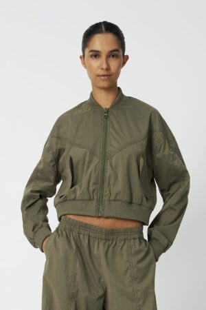Combat Treck Cardigan Dust Olive