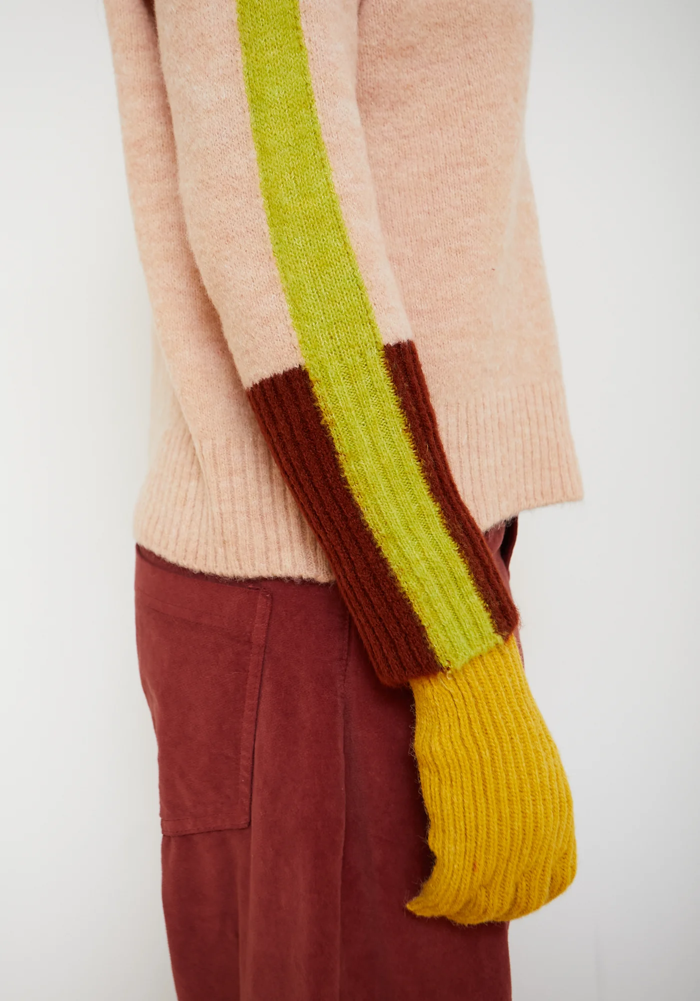 Uno Sweater Pink - Image 4